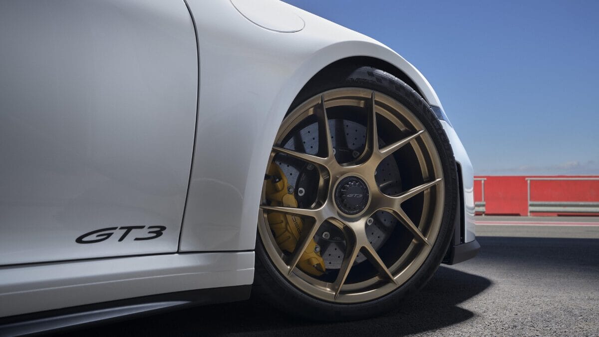 Porsche anuncia duas novidades para o Brasil 