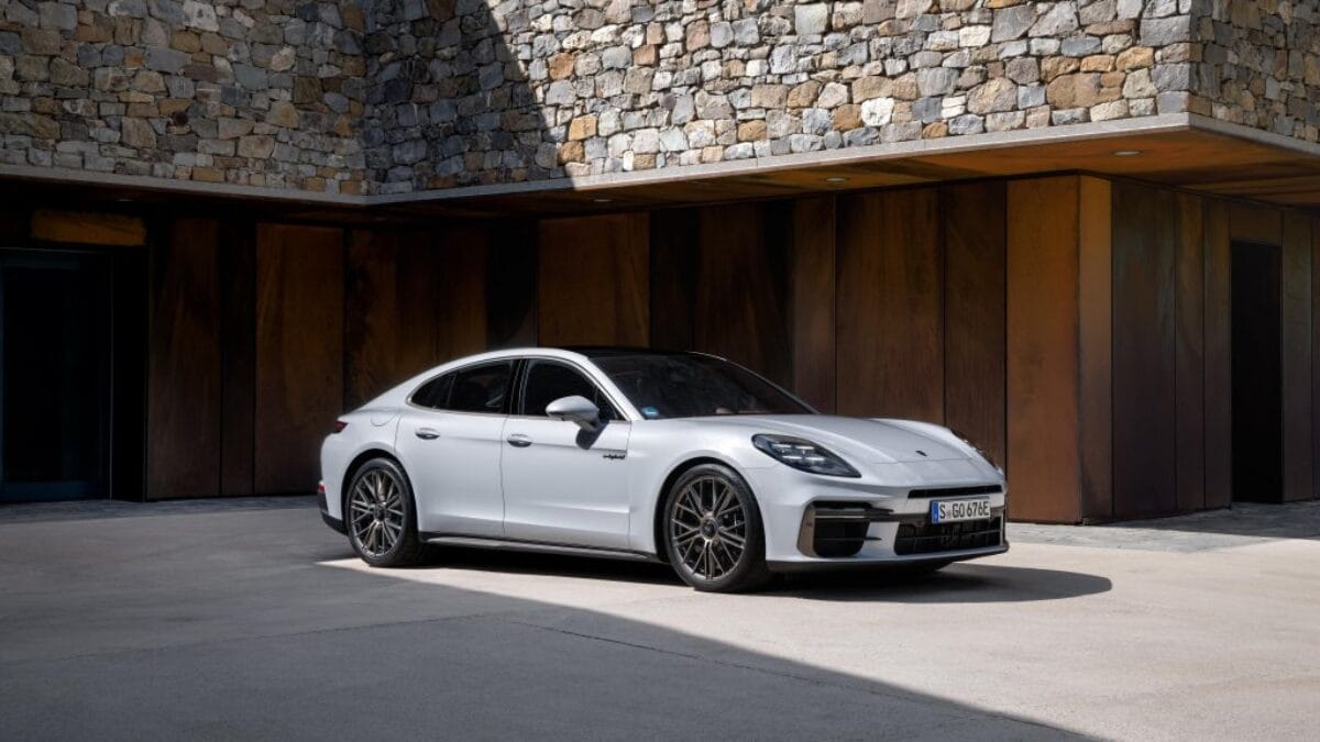Porsche anuncia duas novidades para o Brasil 