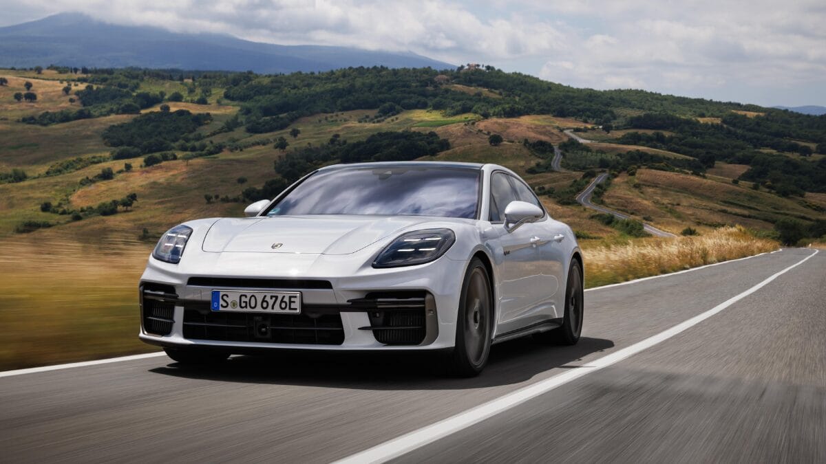 Porsche anuncia duas novidades para o Brasil 
