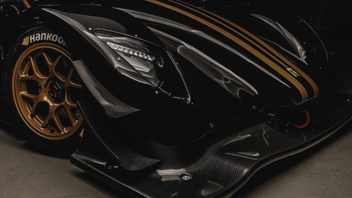 Conheça a produtora de carros fora-de-série britânica que celebra 3 mil unidades construídas