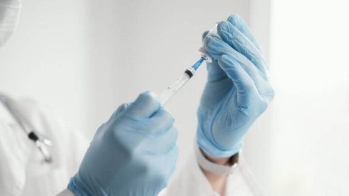 Prevenção é feita com vacinas (Foto: Freepik)