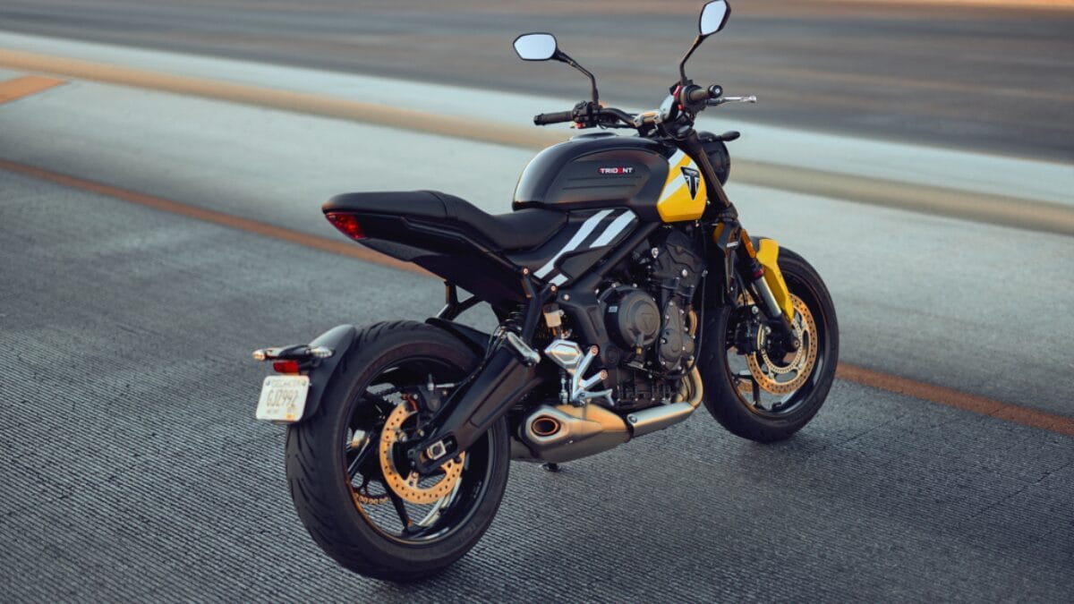 Linha 2025 da Triumph Trident 660 chega mais equipada