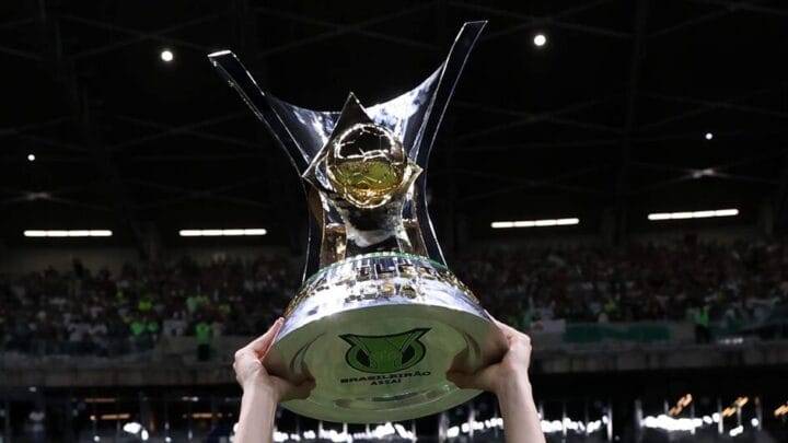 Imagem mostra o troféu da Série A