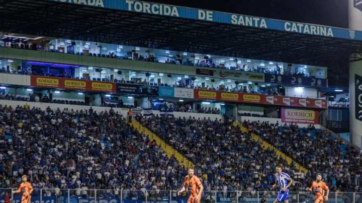 Público na Ressacada no Campeonato Catarinense
