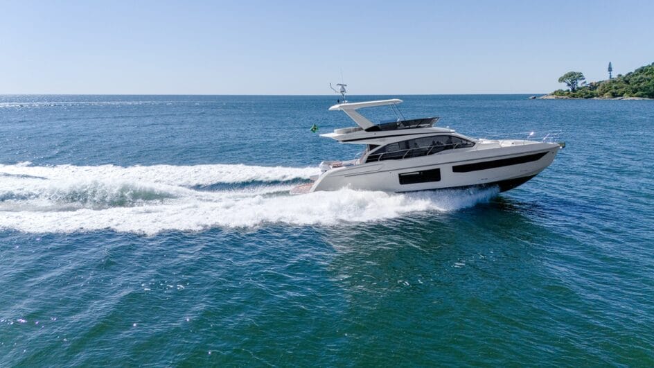 Azimut 56