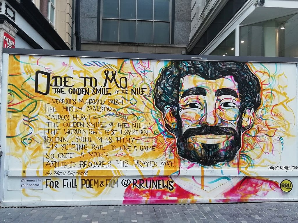 Mohamed Salah revisitado em painel no Egito