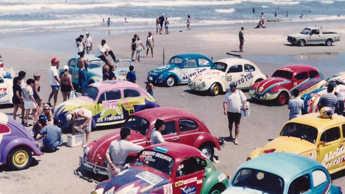 Fotos antigas mostram como era a praia queridinha dos gaúchos em SC no século passado 