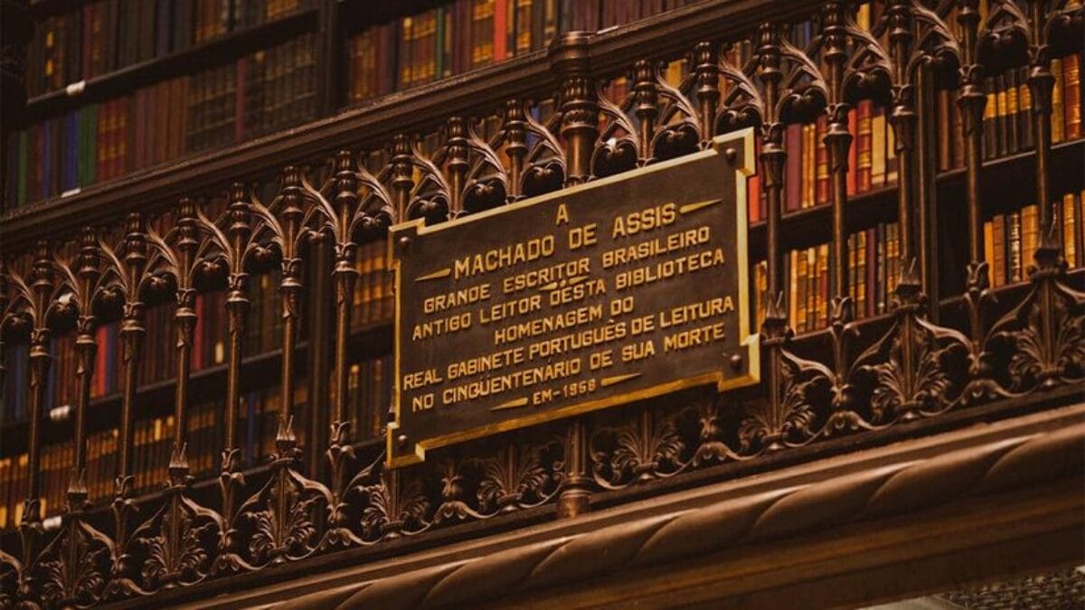 Biblioteca de cidade brasileira est&aacute; entre as mais bonitas do mundo 