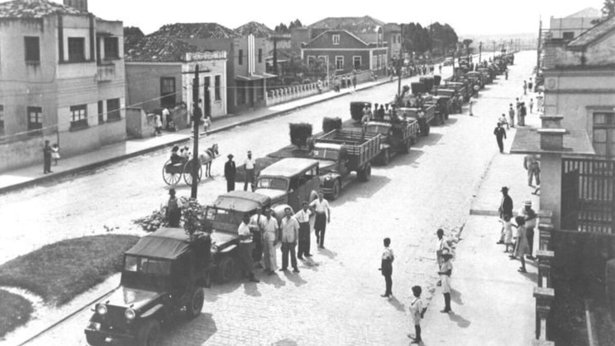 Fotos antigas mostram como era a praia queridinha dos gaúchos em SC no século passado 