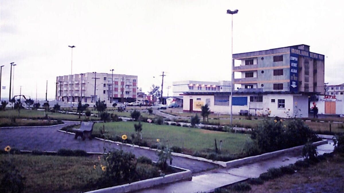 Fotos antigas mostram como era a praia queridinha dos gaúchos em SC no século passado 