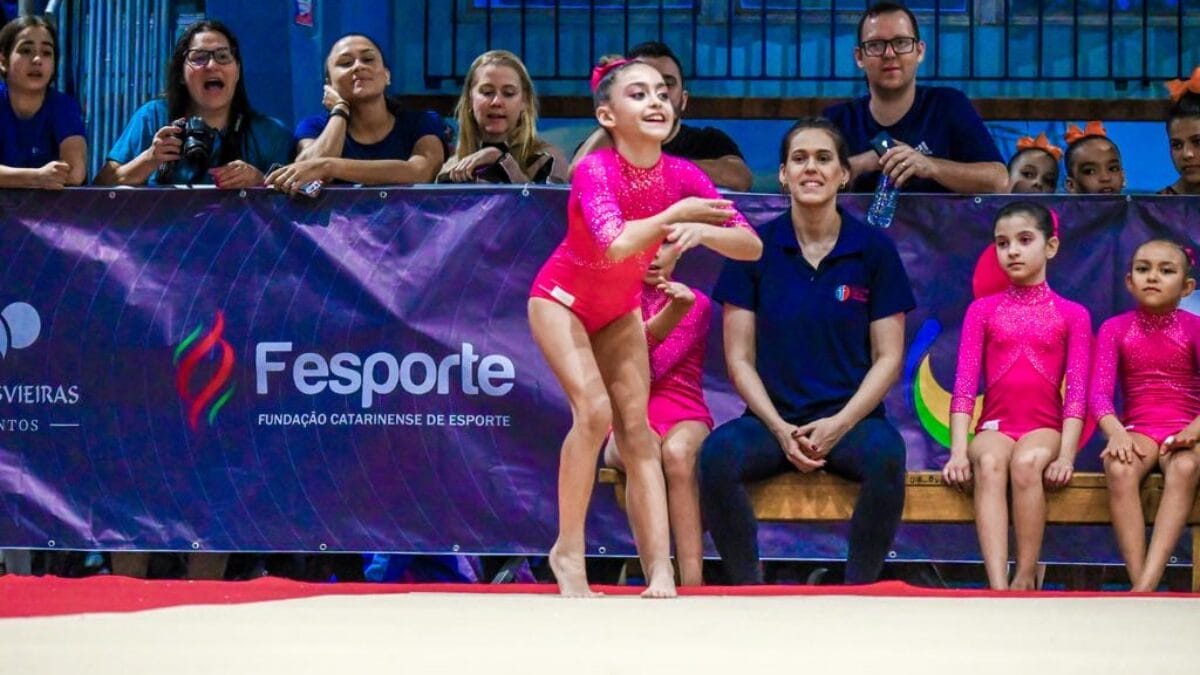 Equipe de ginástica artística de SC conquista espaço internacional