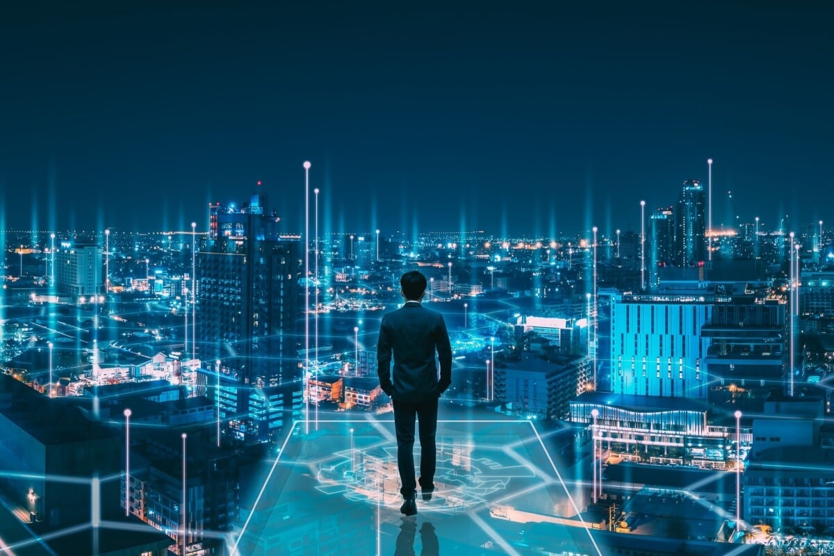 É importante compreender como as tendências impactam o presente e moldam o futuro (Imagem: Peera_stockfoto | Shutterstock)