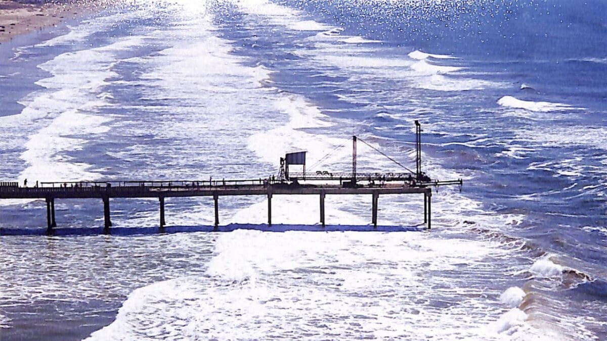 Fotos antigas mostram como era a praia queridinha dos gaúchos em SC no século passado 