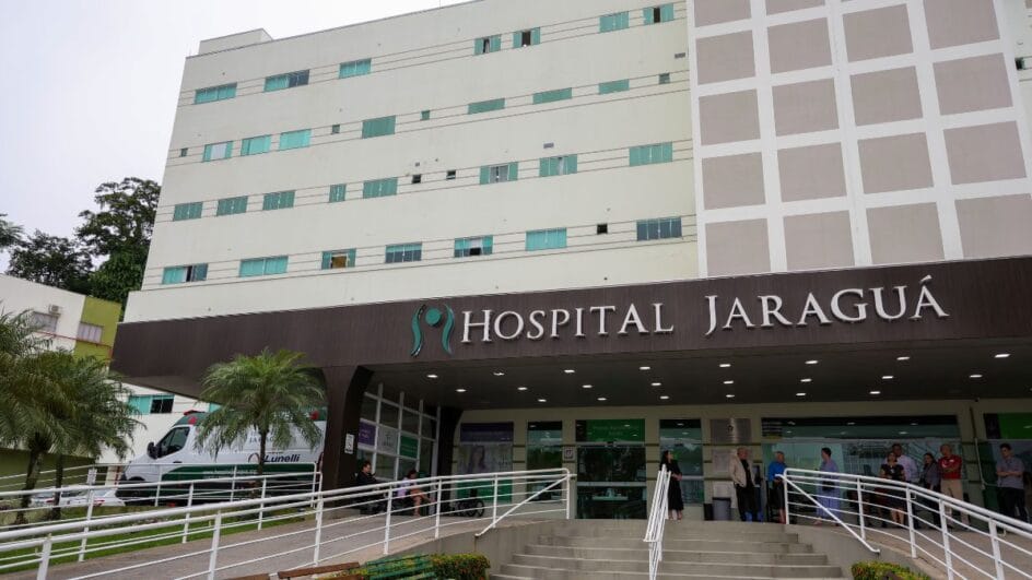 Criança morreu no Hospital Jaraguá, em Jaraguá do Sul (Foto: Roberto Zacarias, SECOM)
