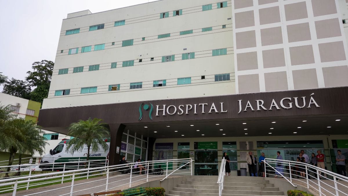 Criança morreu no Hospital Jaraguá, em Jaraguá do Sul (Foto: Roberto Zacarias, SECOM)