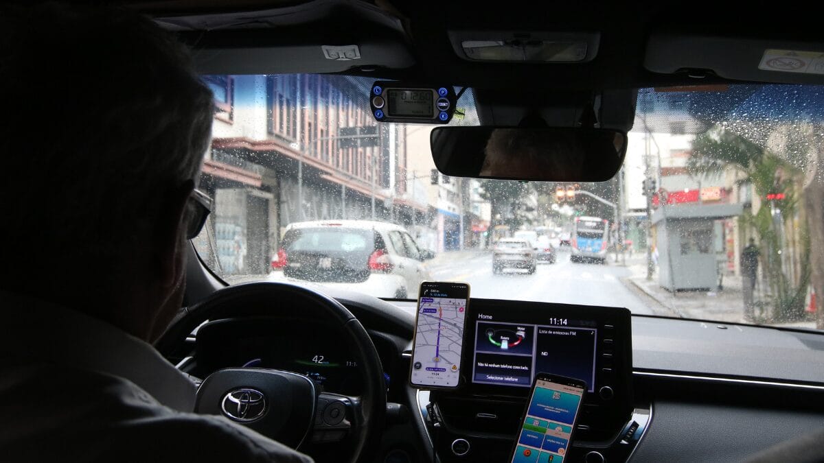 Uber cria recurso contra passageiros mal-educados