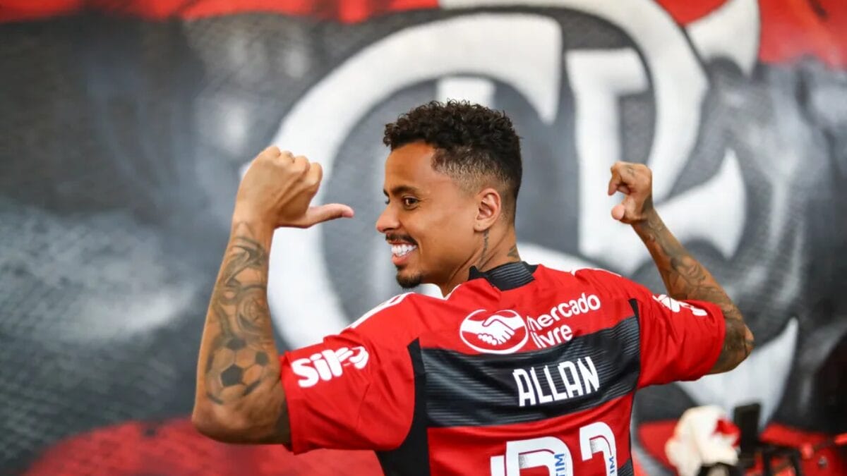  Ex de jogador do Flamengo denuncia abandono paterno