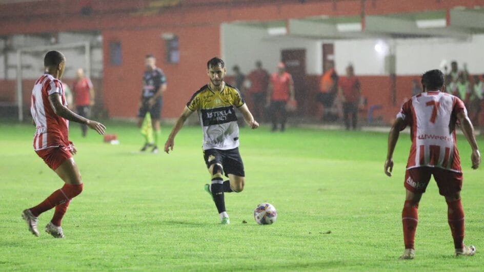 Derrota para o Criciúma rebaixo o Hercílio Luz (Foto: Celso da Luz/CEC)