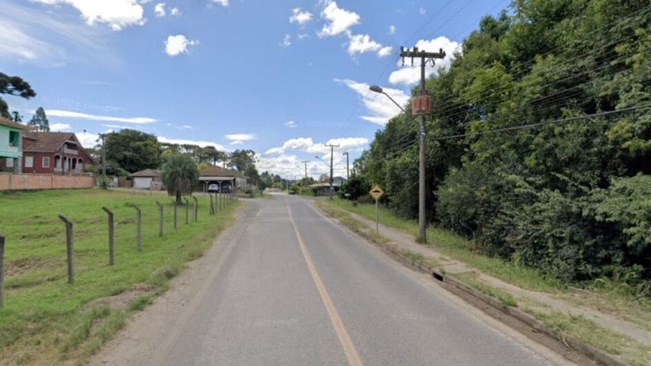 Homem foi encontrado morto em área de mata (Foto: Google Maps, Reprodução)