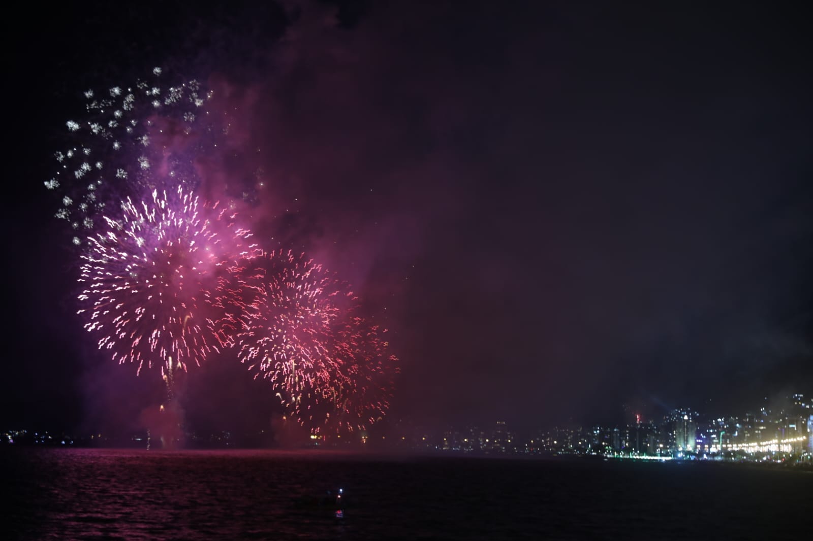 Reveillon-2025-em-Florianopolis