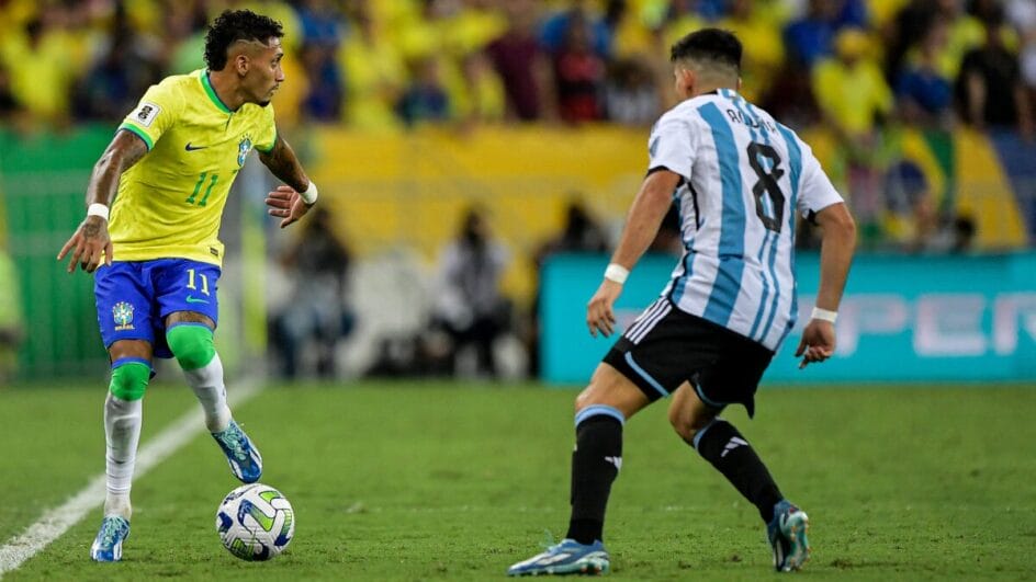 A última partida entre Brasil e Argentina foi em 21 de novembro de 2023, e acabou com o placar de 1 a 0 a favor da Albiceleste (Foto: Divulgação, Staff Images, CBF)