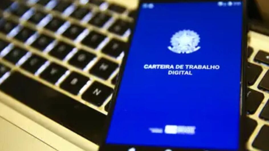 Empréstimo consignado CLT pode ser feito pelo aplicativo da Carteira de Trabalho Digital (Foto: Marcelo Camargo, Agência Brasil)