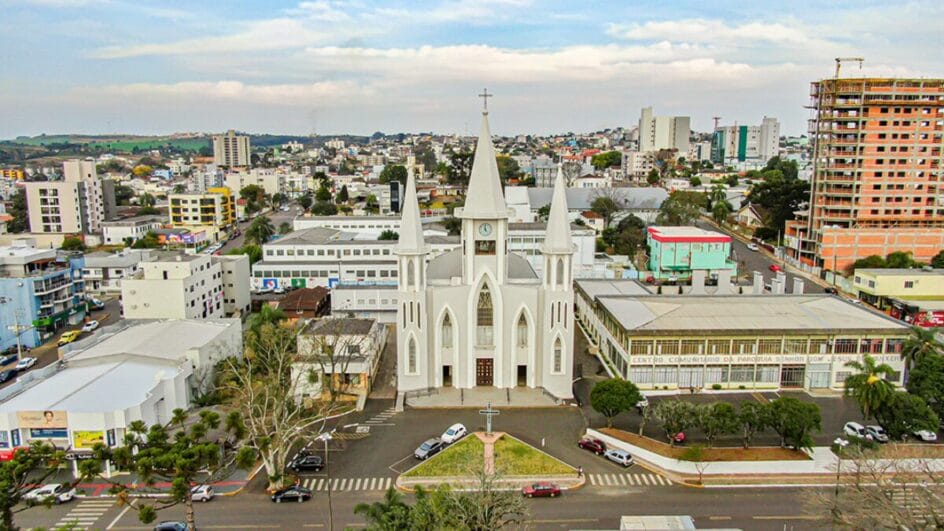 Cidade do Oeste de SC registra primeira morte por chikungunya e decreta surto