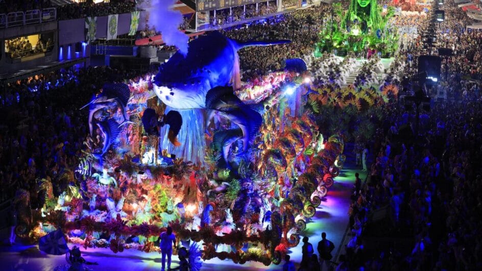 Desfiles das Escolas de Samba do Rio de Janeiro Onde assistir ao vivo e ordem