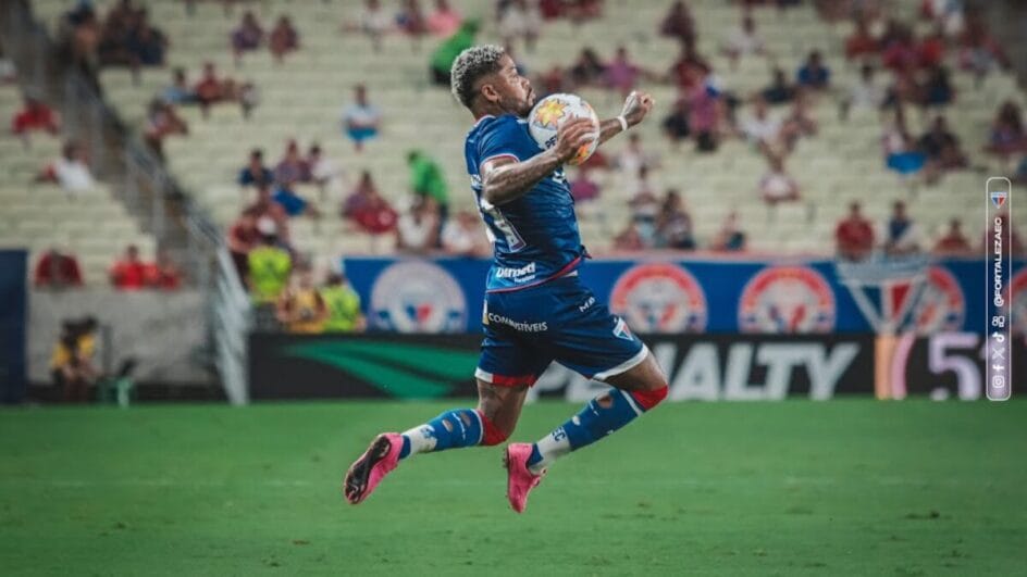 Onde assistir ao vivo e com imagens Ferroviário x Fortaleza