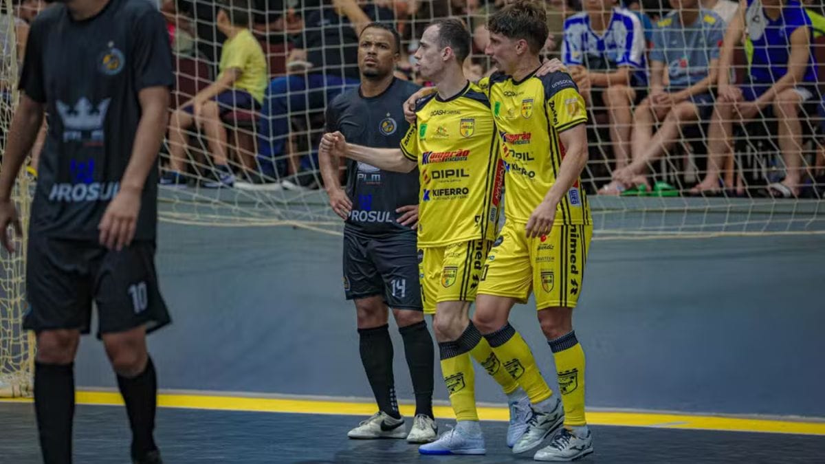 Jaraguá e Apaff Florianópolis se enfrentam pela final da Recopa Catarinense de Futsal (Foto: Paulinho Sauer/Jaraguá Futsal)