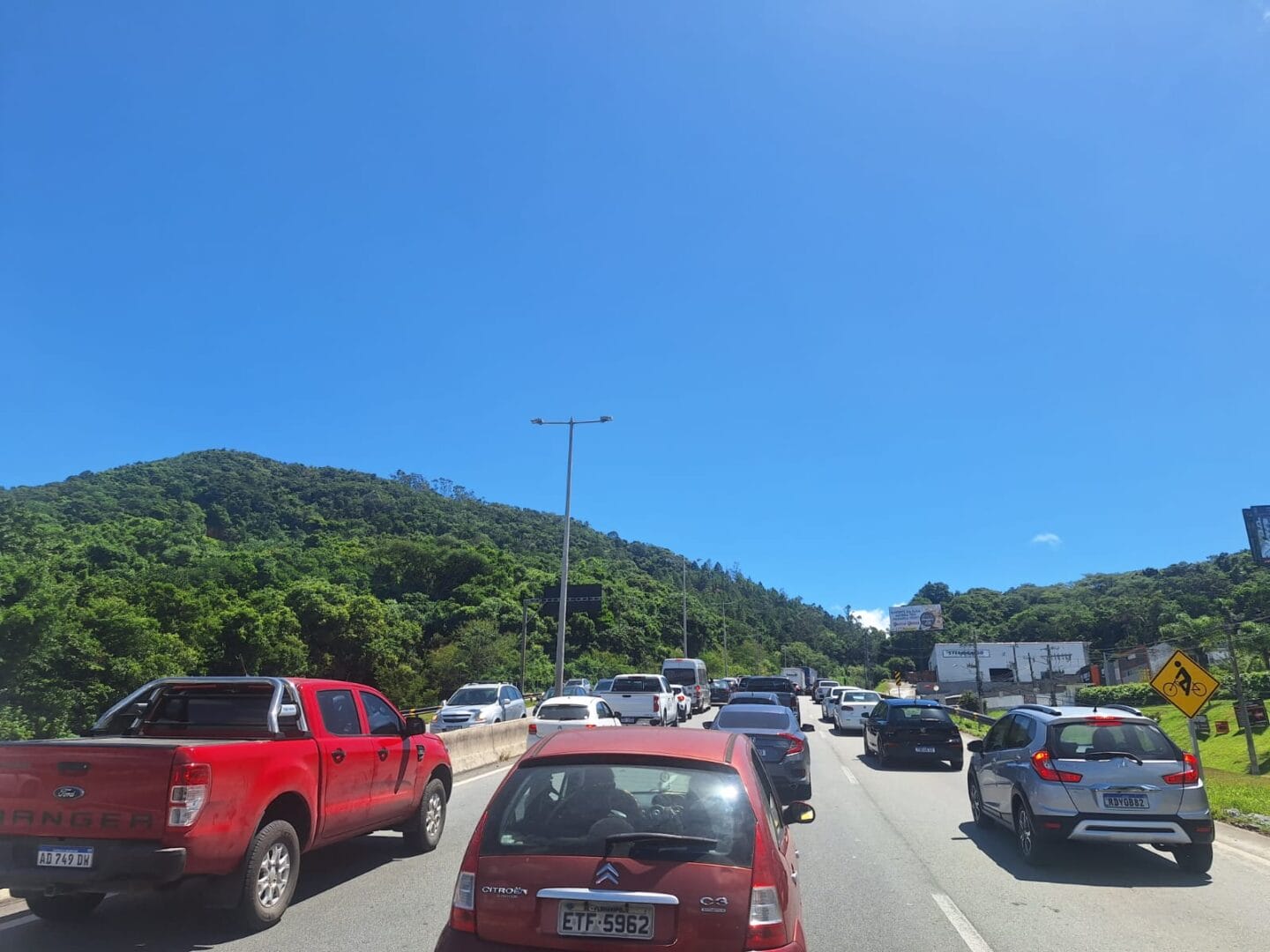 Trânsito na SC-401