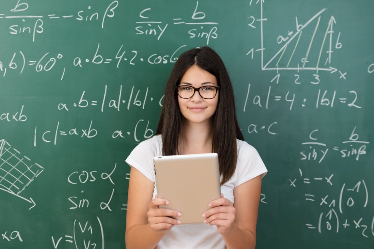 A matemática está presente em praticamente todas as nossas interações com o mundo (Imagem: ESB Professional | Shutterstock)