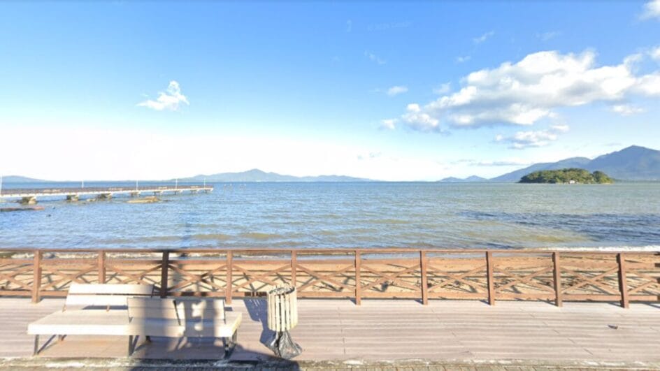 Balneabilidade positiva não acontecia desde 2023 (Foto: Google Street View, Reprodução)