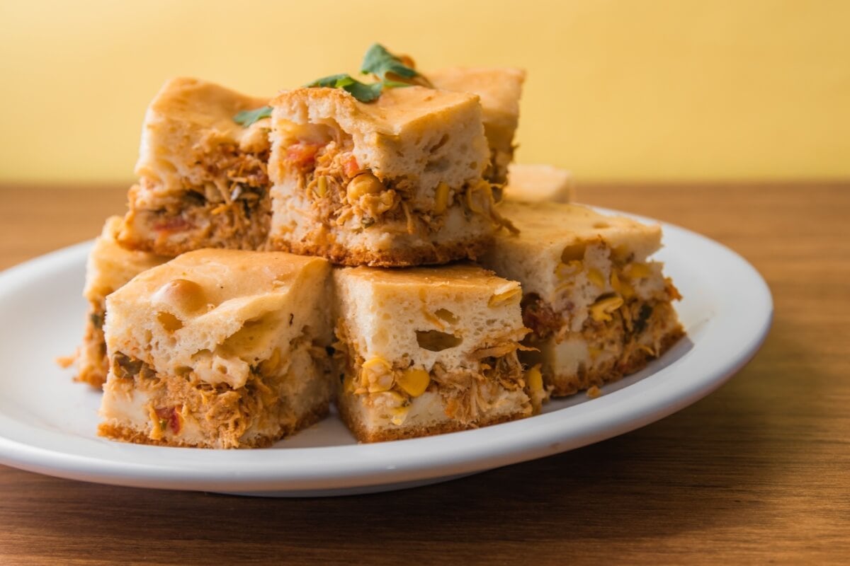 Torta de frango com milho-verde (Imagem: DihandraPinheiro | Shutterstock)