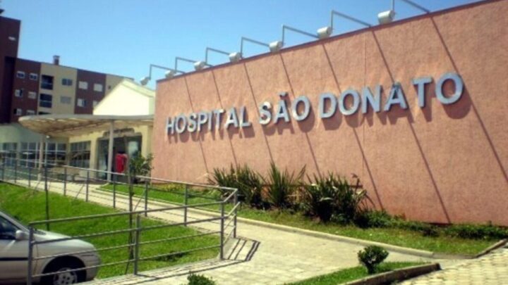 Mulher é atropelada pelo companheiro após discussão em bar no Sul de SC