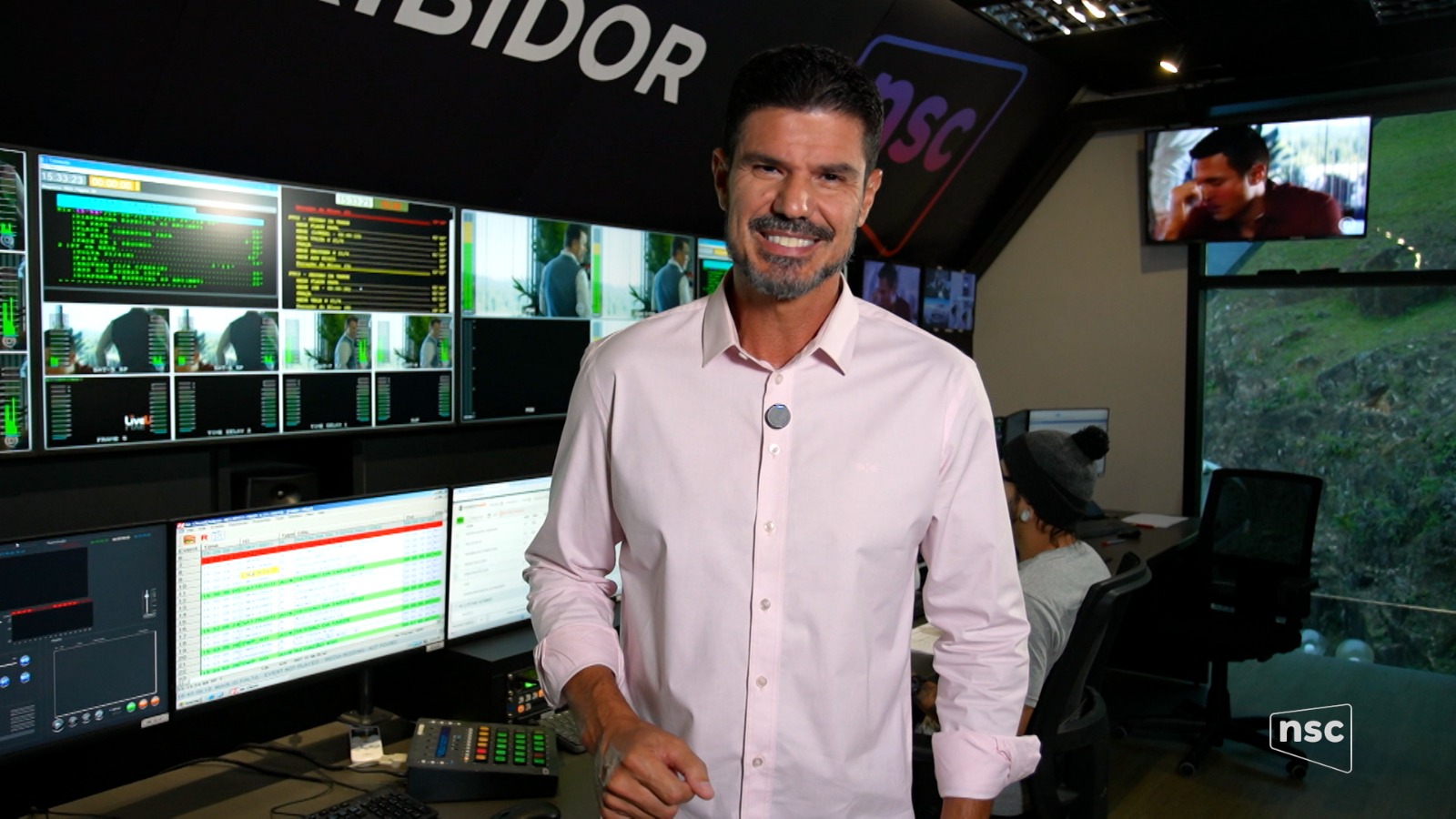 Fabian Londero apresenta o especial celebrativo do anivers&aacute;rio da TV Globo