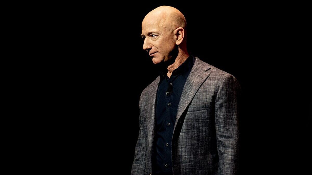 O que já sabemos sobre a picape secreta de Jeff Bezos, possível concorrente do Cybertruck