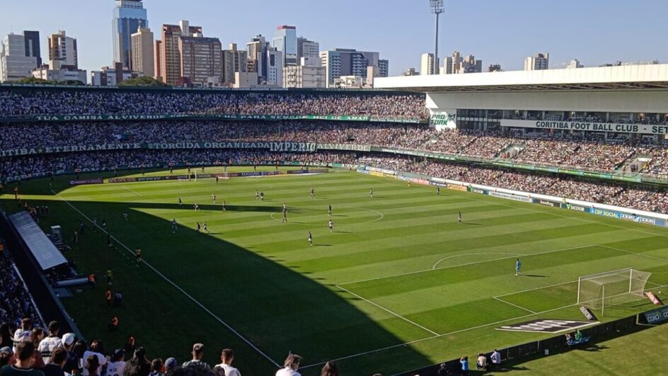 Estádio Couto Pereira é a casa do Coritiba na Série B do Campeonato Brasileiro - (Foto: Fabioalvesn)