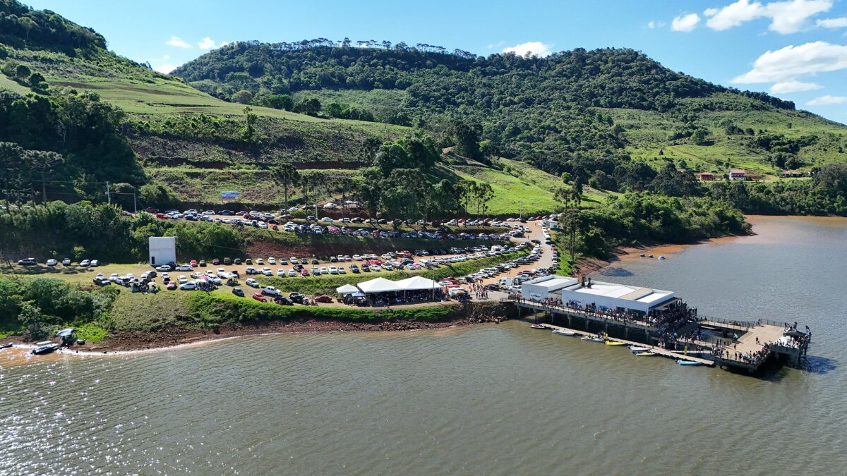 Estrutura que será usada na Represa Garibaldi, para a realização do XIX Circuito de Águas Abertas em Abdon Batista - (Foto: Prefeitura Municipal de Abdon Batista)