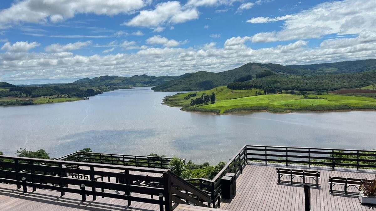 Estrutura que será usada na Represa Garibaldi, para a realização do XIX Circuito de Águas Abertas em Abdon Batista - (Foto: Prefeitura Municipal de Abdon Batista)