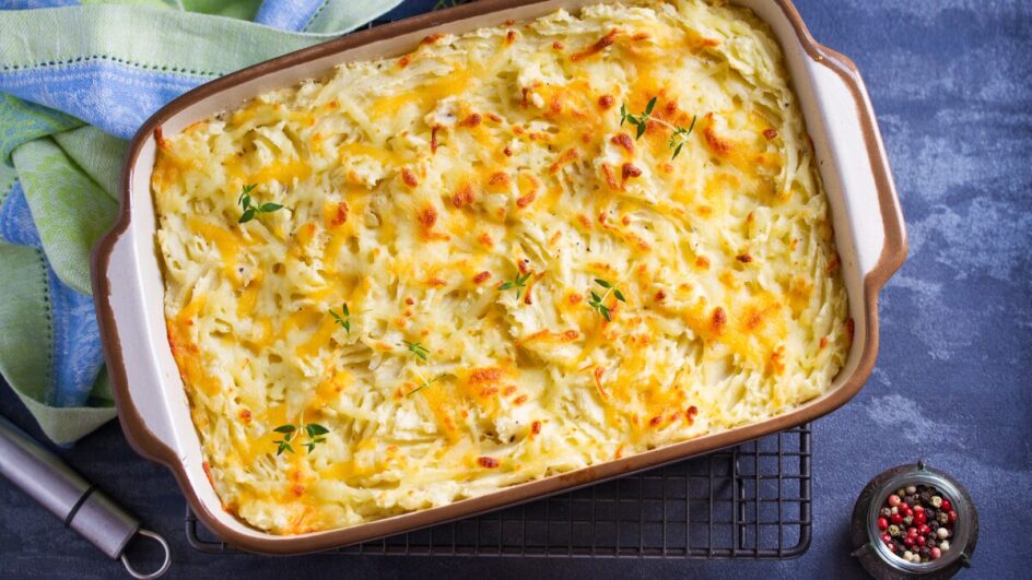 Torta de salsicha: um abraço quentinho que sai do forno