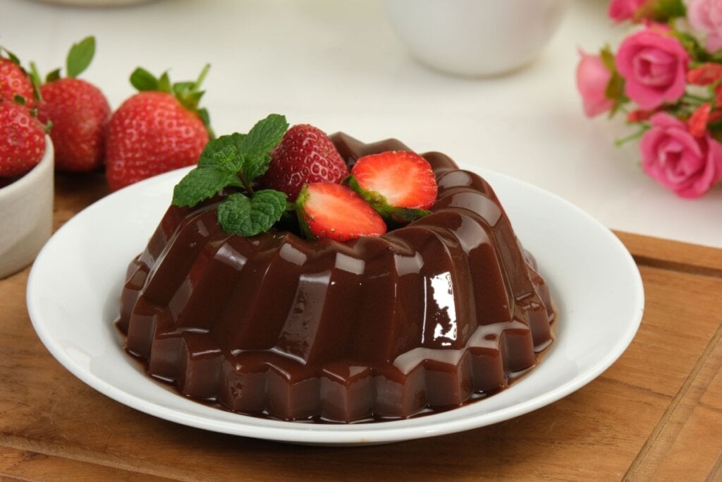 7 sobremesas práticas com chocolate para a Páscoa