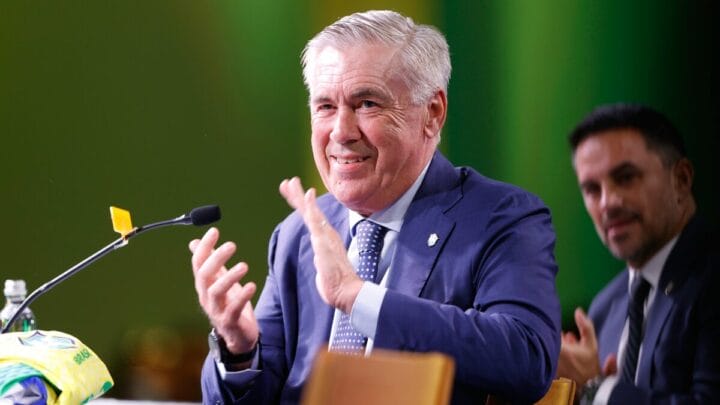 Apresentação de Carlo Ancelotti como técnico da Seleção Brasileira (Foto: @rafaelribeirorio, CBF)