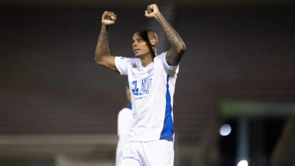 Avaí recebe a Chapecoense neste sábado (24), em Florianópolis, pela Série B do Campeonato Brasileiro