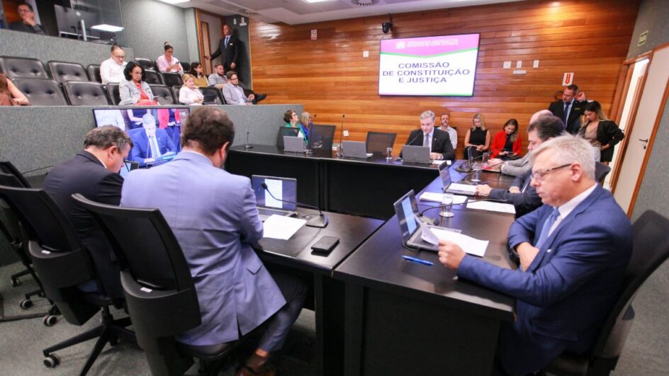 CCJ da Alesc analisou proposta nesta terça (Foto: Vicente Schmitt, Agência AL, Arquivo)