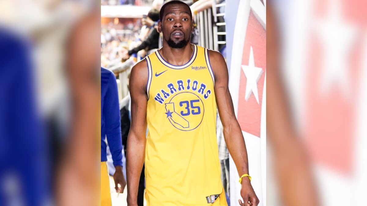 Durant em 2019, durante sua última temporada com os Warriors