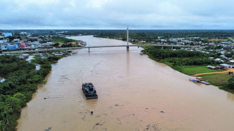 Isolada no coração da Amazônia, cidade enfrenta desafios, mas encanta com tradições e paisagens preservadas (Foto: reprodução/Marinha do Brasil)