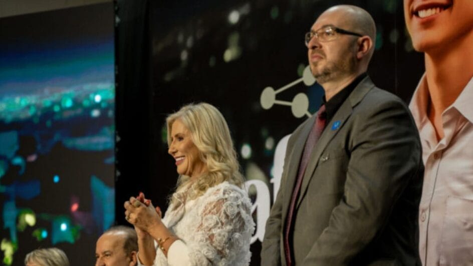 Kaio Amarante (à direita na foto) vai comandar Acafe após licença de Luciane Ceretta (Foto: Unesc, Divulgação)