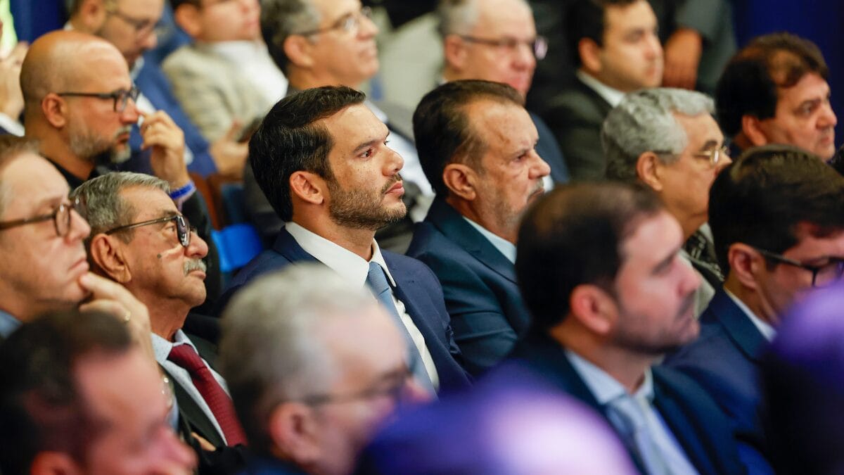 Samir Xaud na assembleia geral para eleição do novo presidente da CBF