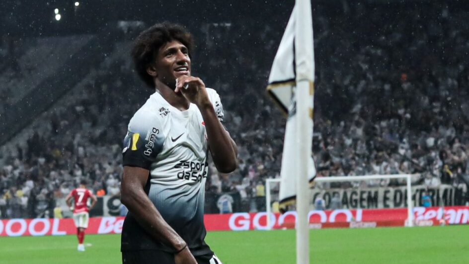 Talles Magno deve começar entre os titulares do Corinthians (Foto: Rodrigo Coca, Corinthians